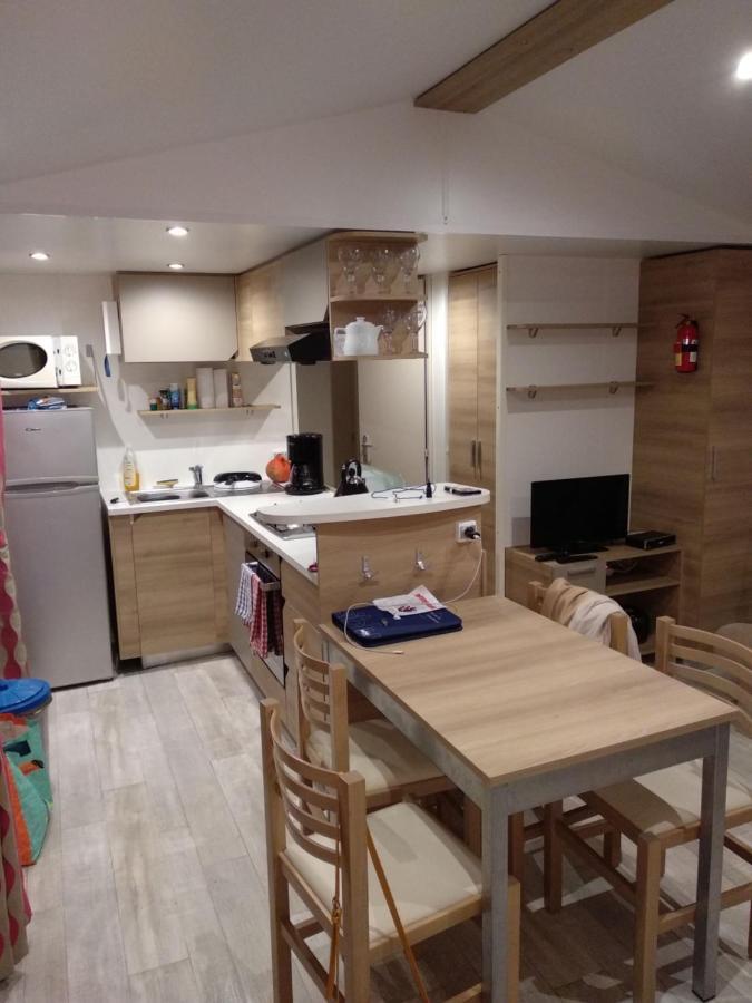 Mobilhome 433 La Palmyre Les Mathes Bagian luar foto